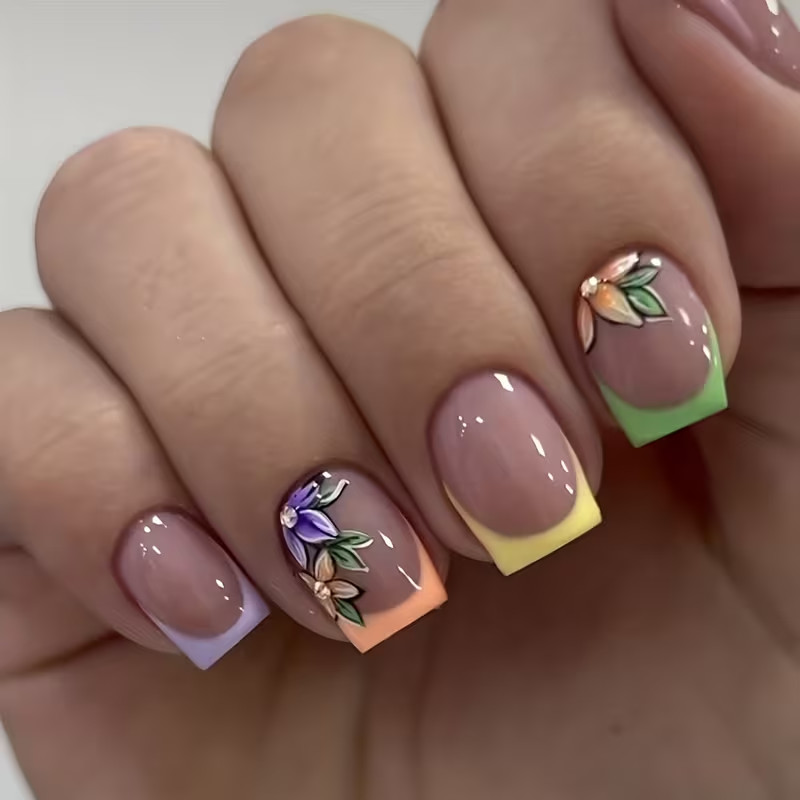 24pcs Floral Design Press-On Short Glossy Nails Set, Colorful and Cute