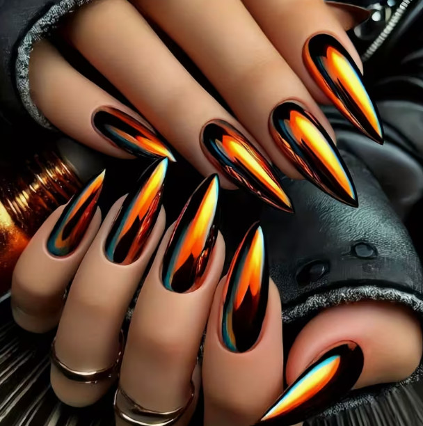 24 Pcs Press-On Nails Long Almond (Pointed) – Gold Metallic – Very Shiny