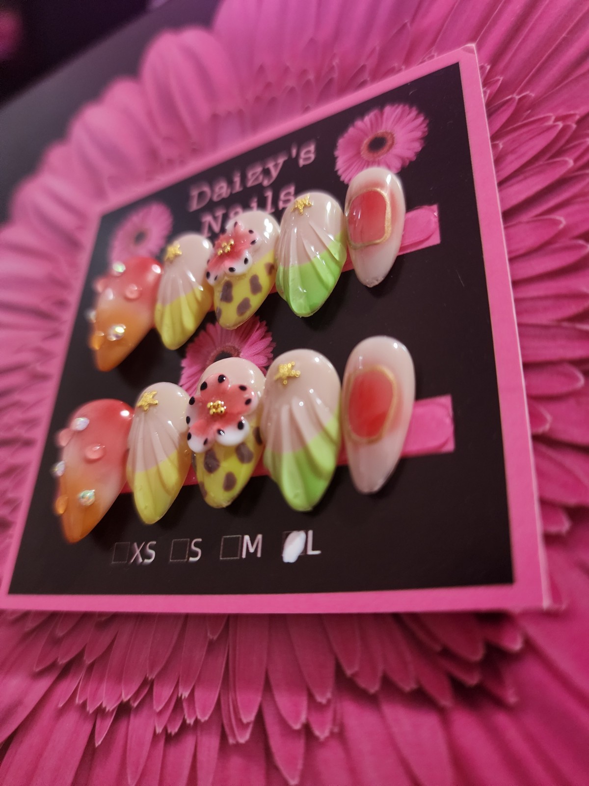 Large Size Green Tropical Neon Press-on Nail Set Handmade Almond 2.0 Cm Length