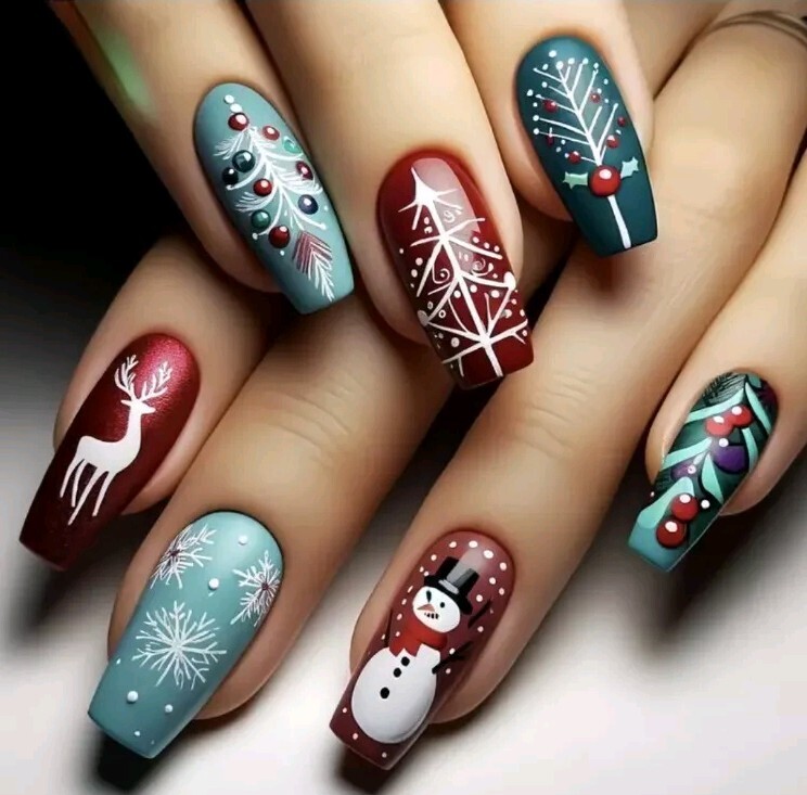 Festive Christmas Press-On Nails Long Ballet Fingernails Snowflakes, Reindeer 24