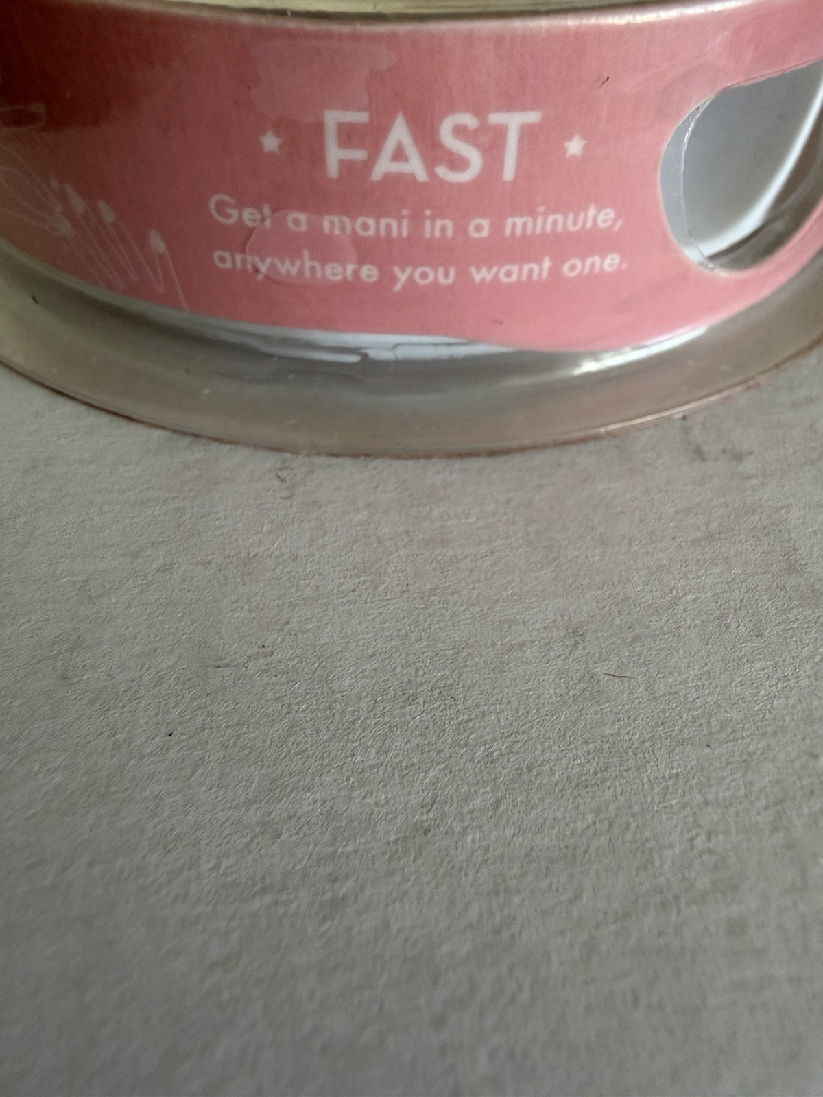 Press On Nails – Olive & June Instant Mani Oval Medium Pink Goldfish