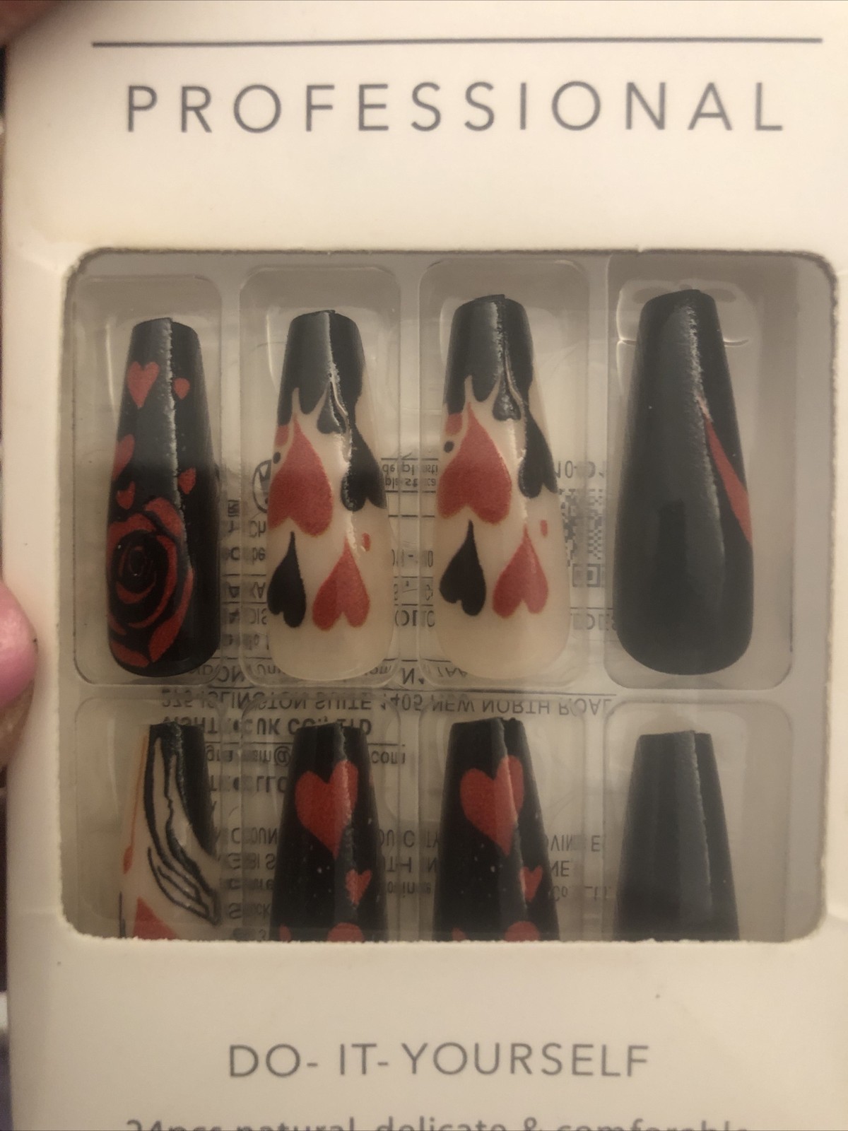 Press on Nails with Valentines Day Floral Heart Long