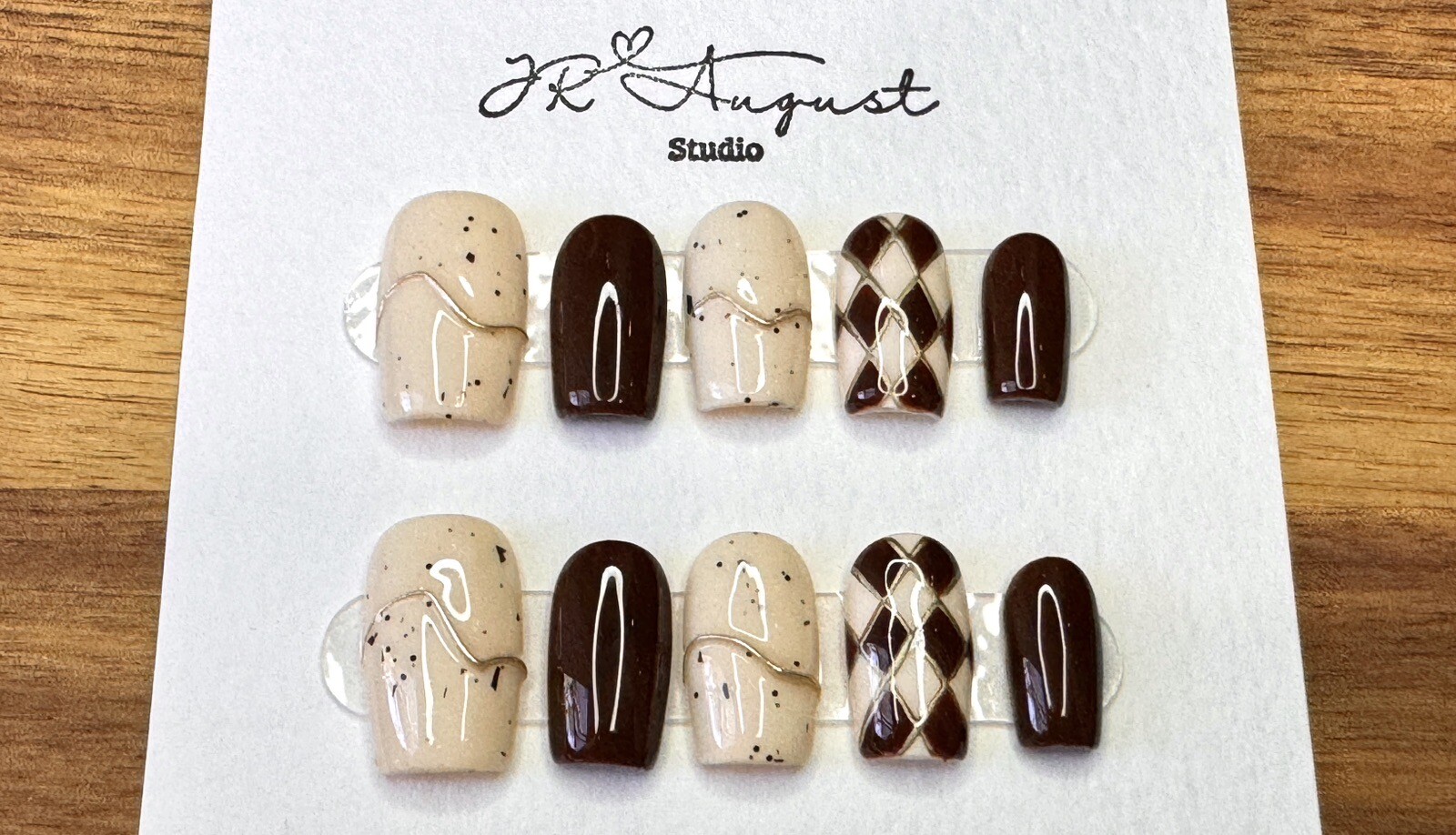 Press On Nails Handmade Caramel Grid Autumn/Winter Medium Coffin S M L