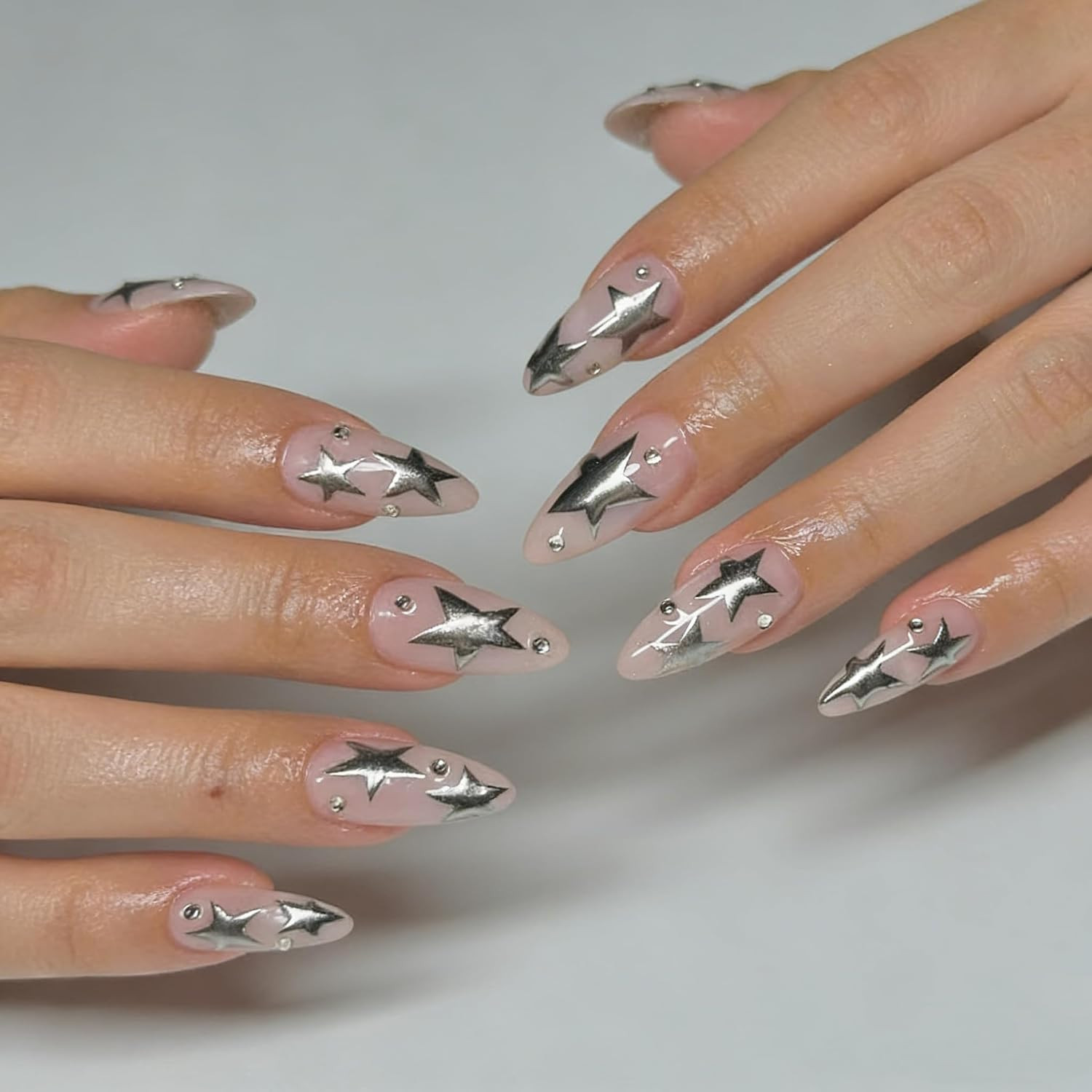 Silver Star Press on Nails Medium Almond Fake Nails 4Th of July False Nails Rhin