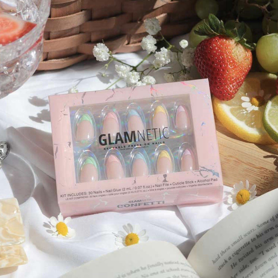 GLAMNETICS Press On Nails CONFETTI Short Almond BRAND NEW NIB Pastels FRENCH TIP