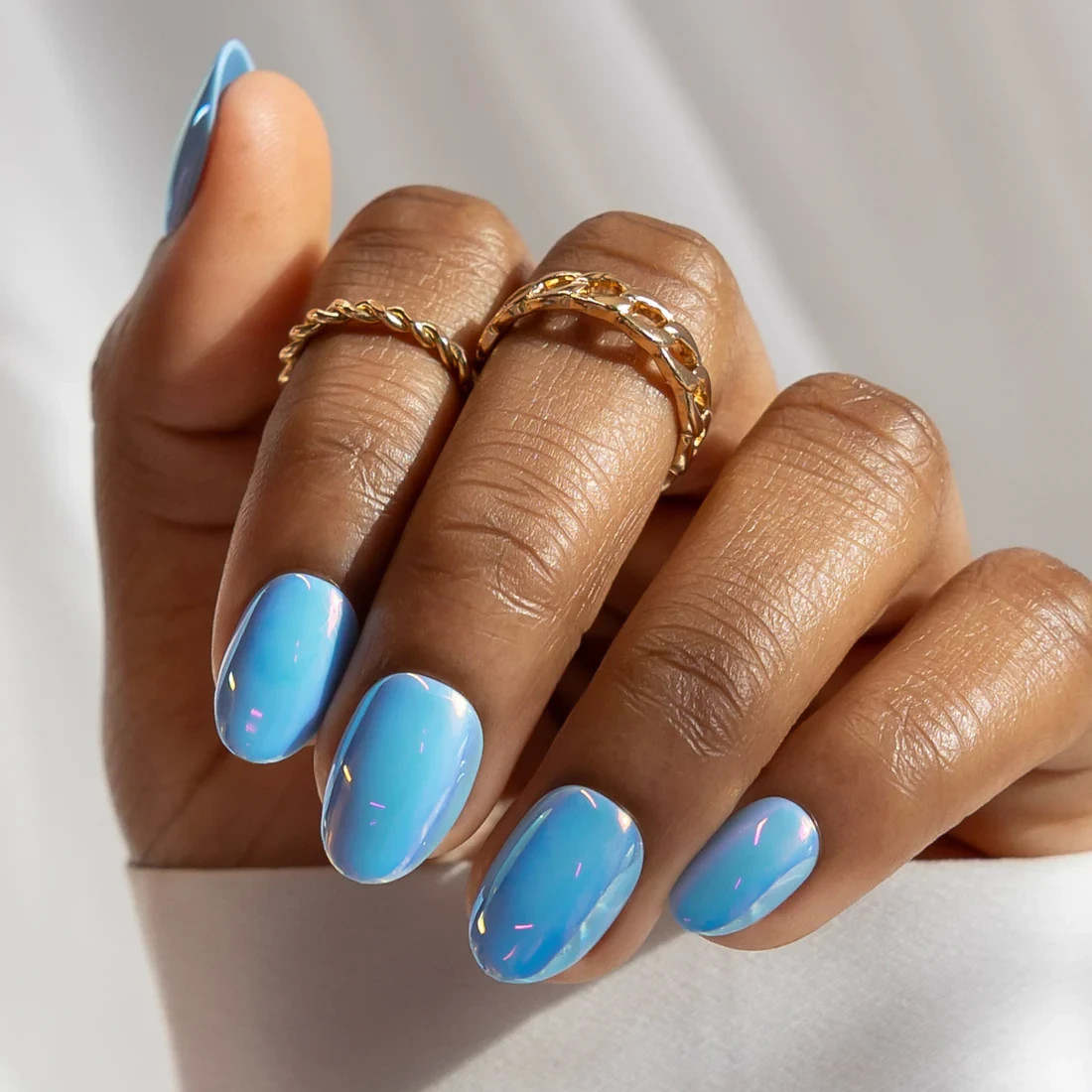 Red Aspen Press On Nails- Easy & Effortless, Estella Blue Short Almond