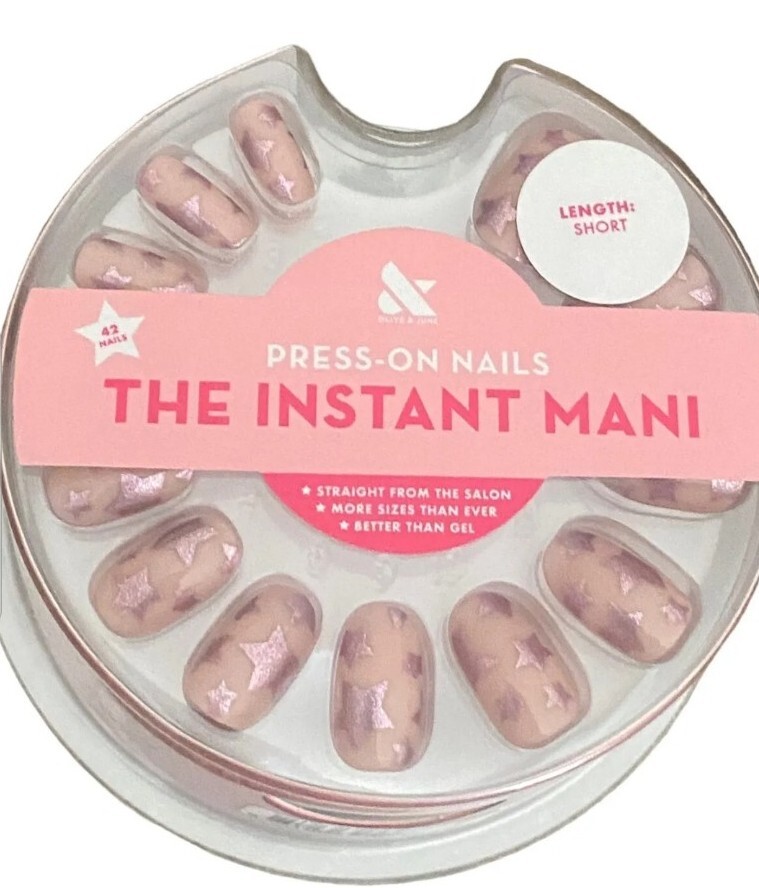 Olive and June Press On Fake Nail, Short Round Sundance Super Star Instant Mani