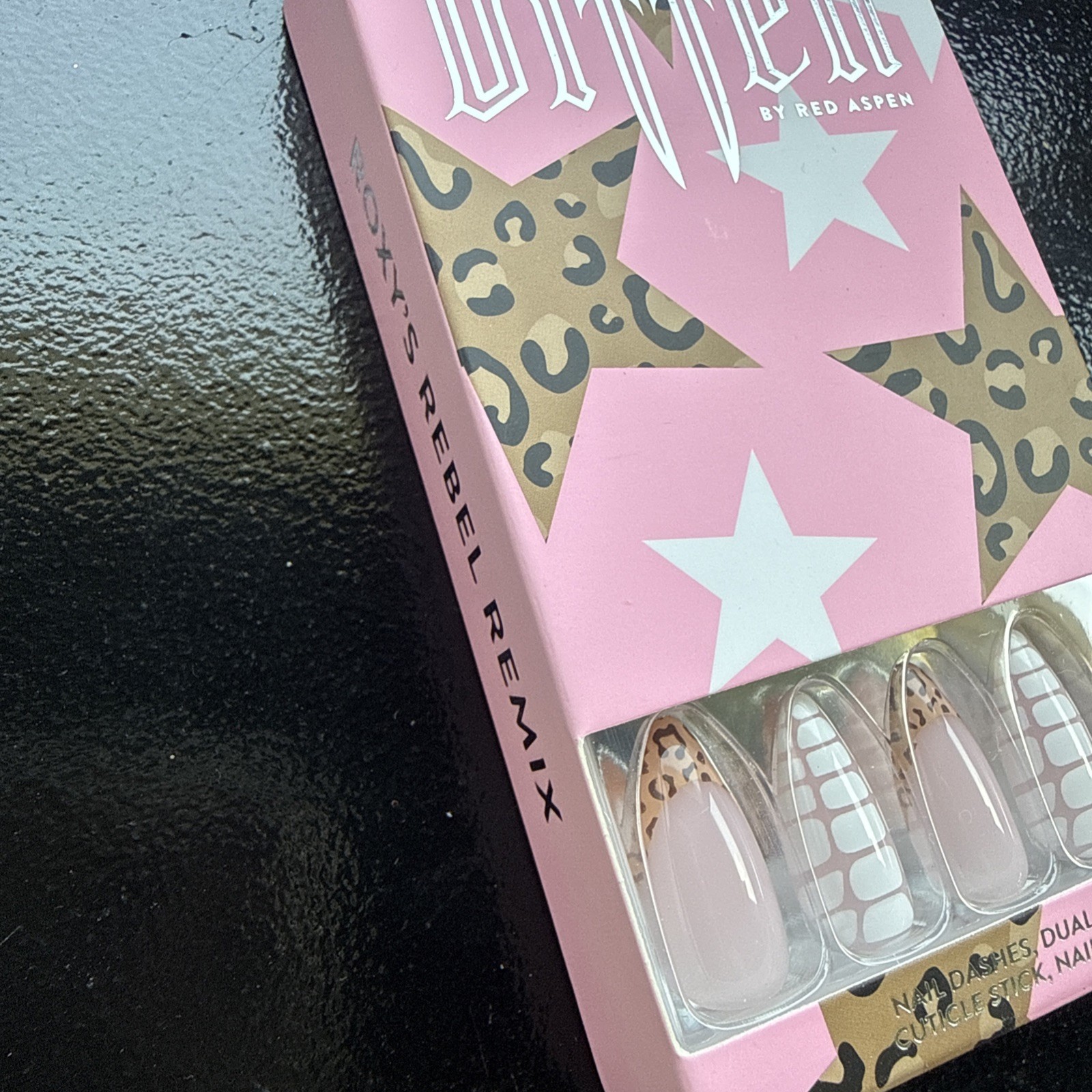 Red Aspen Press On Nails- Roxy’s Rebel Remix-Long Stiletto-Leopard