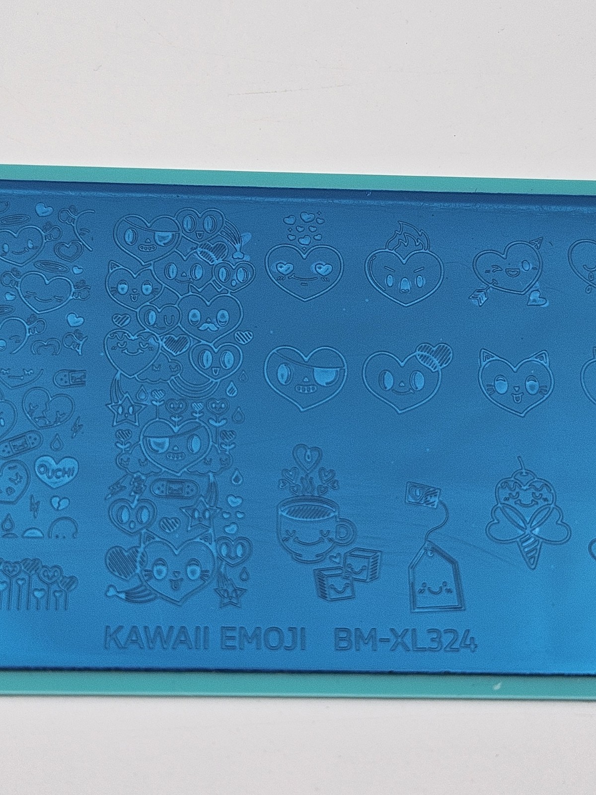Maniology Bundle Monster BM-XL324 Kawaii Emoji Heart Valentines Nail Stamp Plate