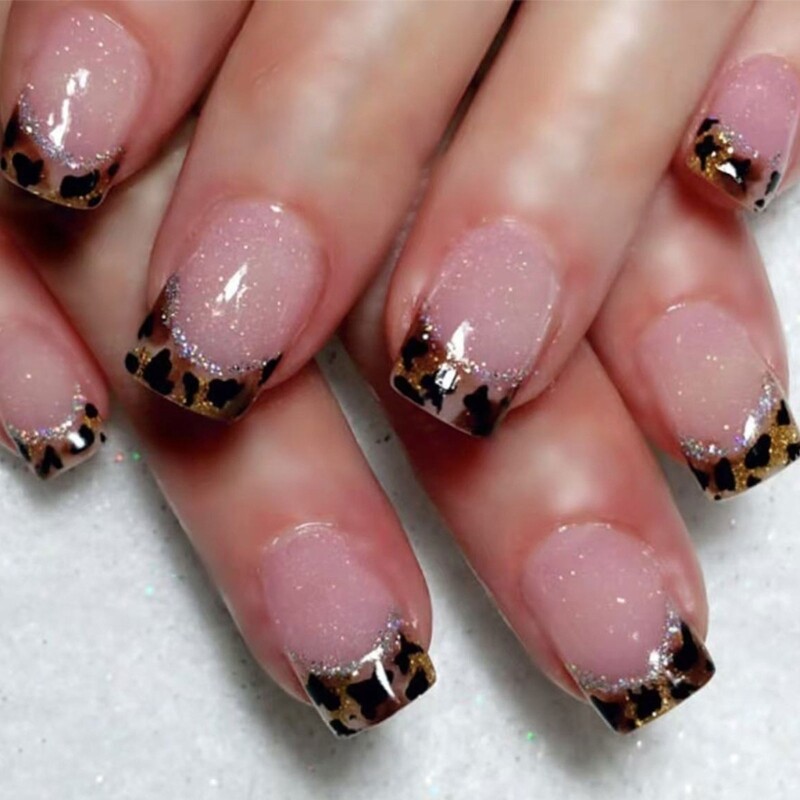 Length Fashion Leopard Print Press On Glittering Acrylic Finish