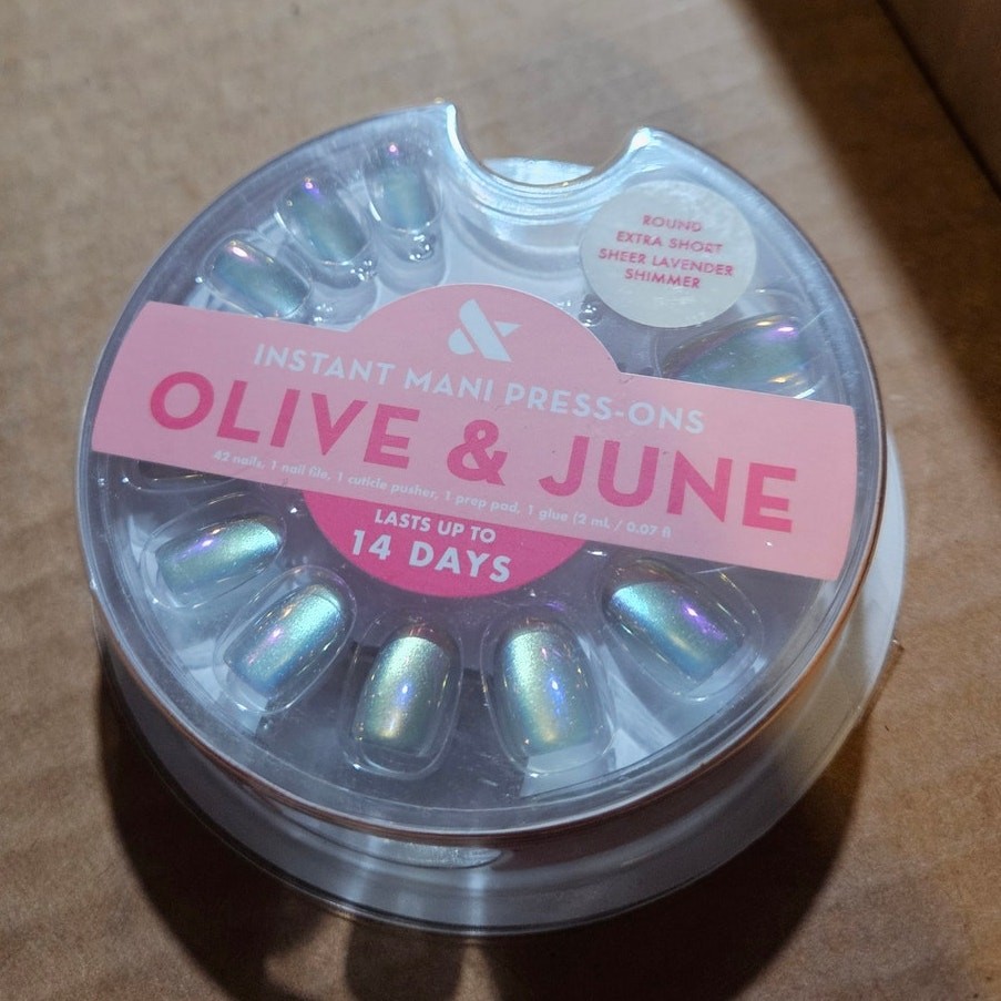 Olive & June Mani Press-On Nails ~ Round Extra Short ~ Sheer Lavender Shimmer