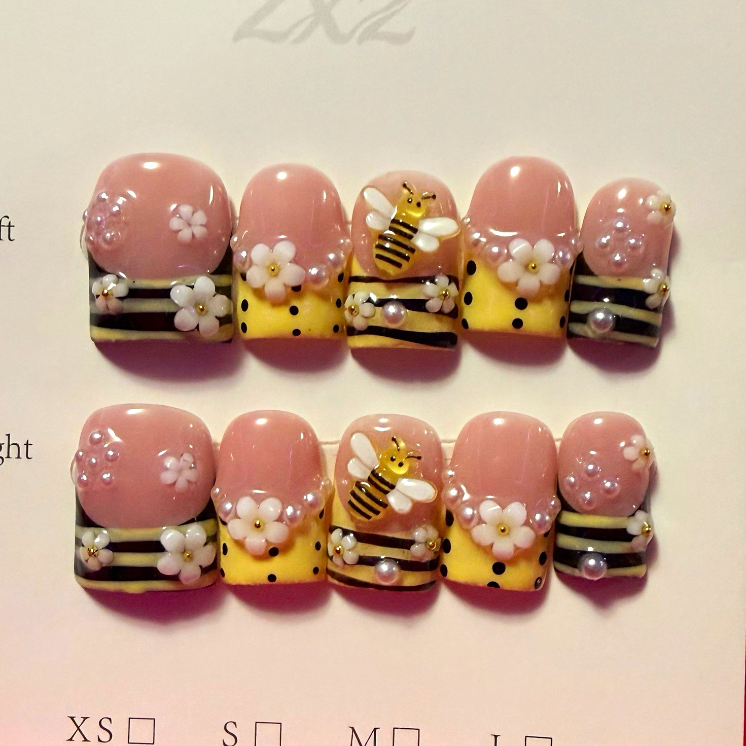 Pink/Yellow/Black/White 3D Bee Square Press-On Nails, size large