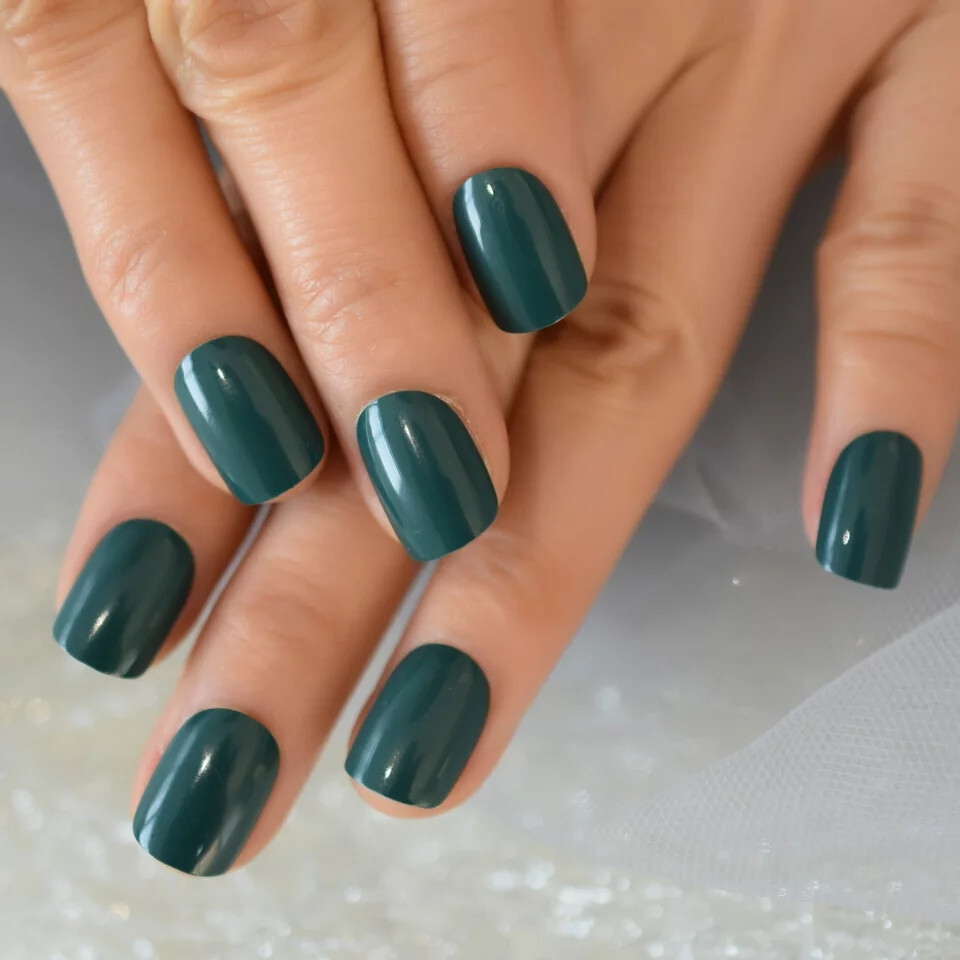 24 Short Press on nail kit w/ glue Dark Green evergreen winter goth