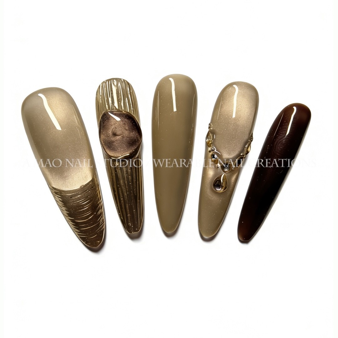 Press on nails – Amber Veil