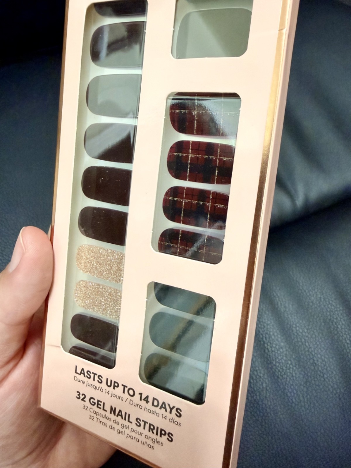 Dashing Diva Gloss Ultra Shine Gel Color 380B1 Gel Nail Strips Burgundy Plaid