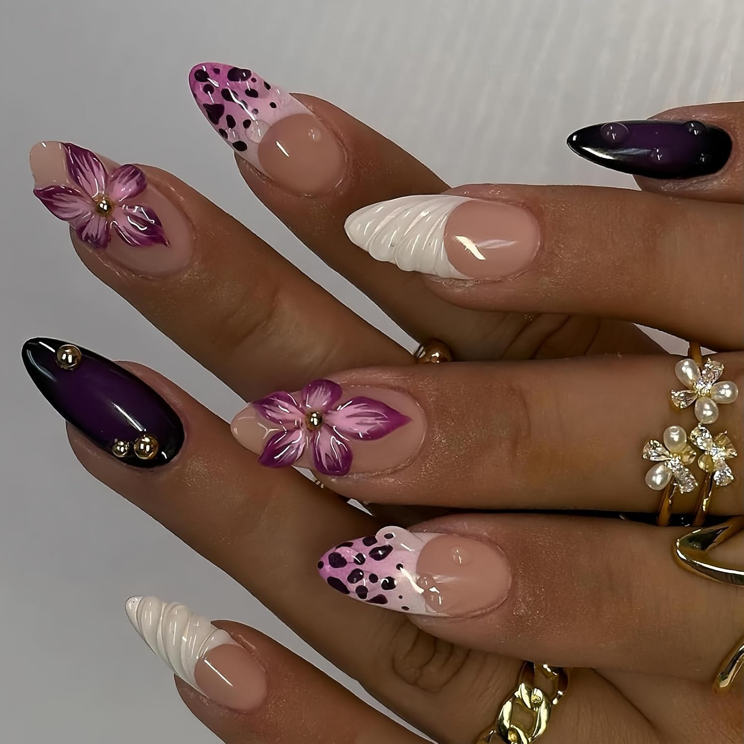 24Pcs Purple Flowers Press on Nails Medium Almond Fake Nails with 3D Floral Gold