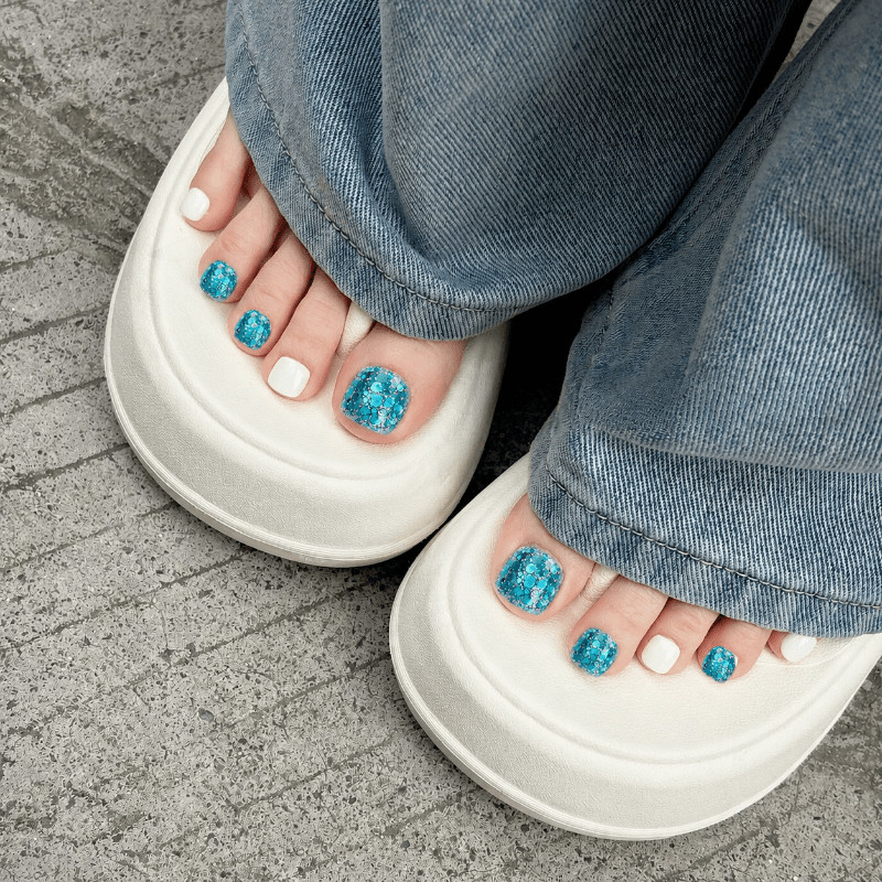 48pcs-Blue White Press on Toenails Glitter Solid Color Summer Beach Wear Set