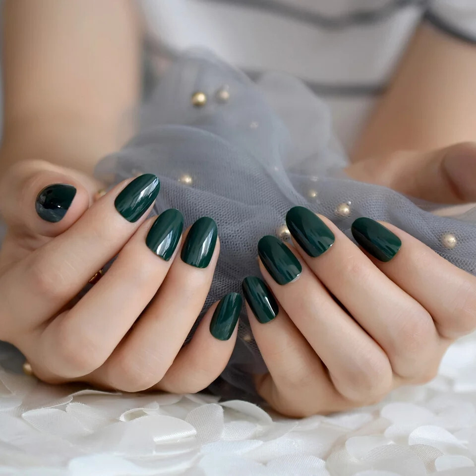 24 Short Press on nails kit w glue dark green almond