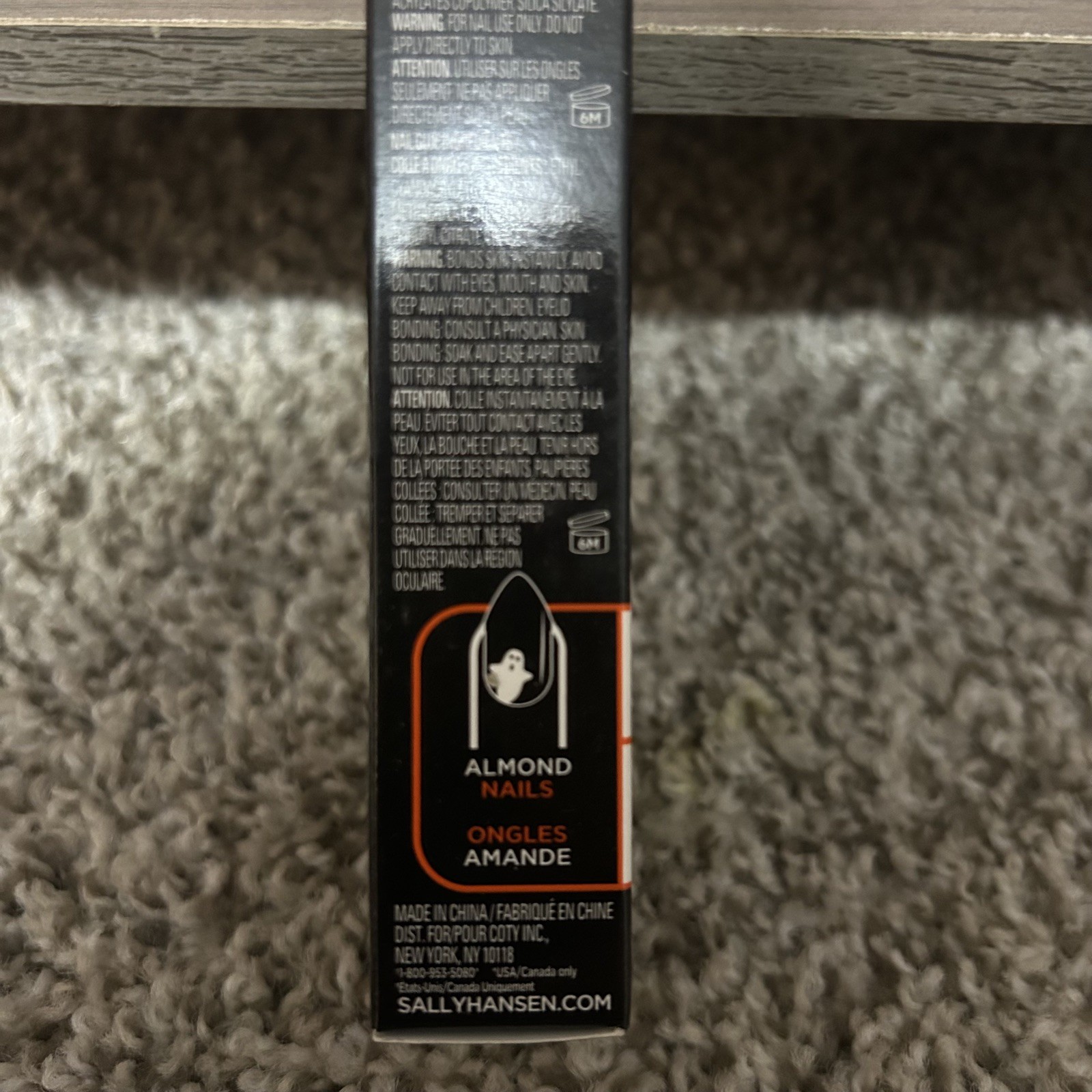 Sally Hansen Salon Effects Perfect Manicure Halloween Ghost PressOn Nails Ghosts