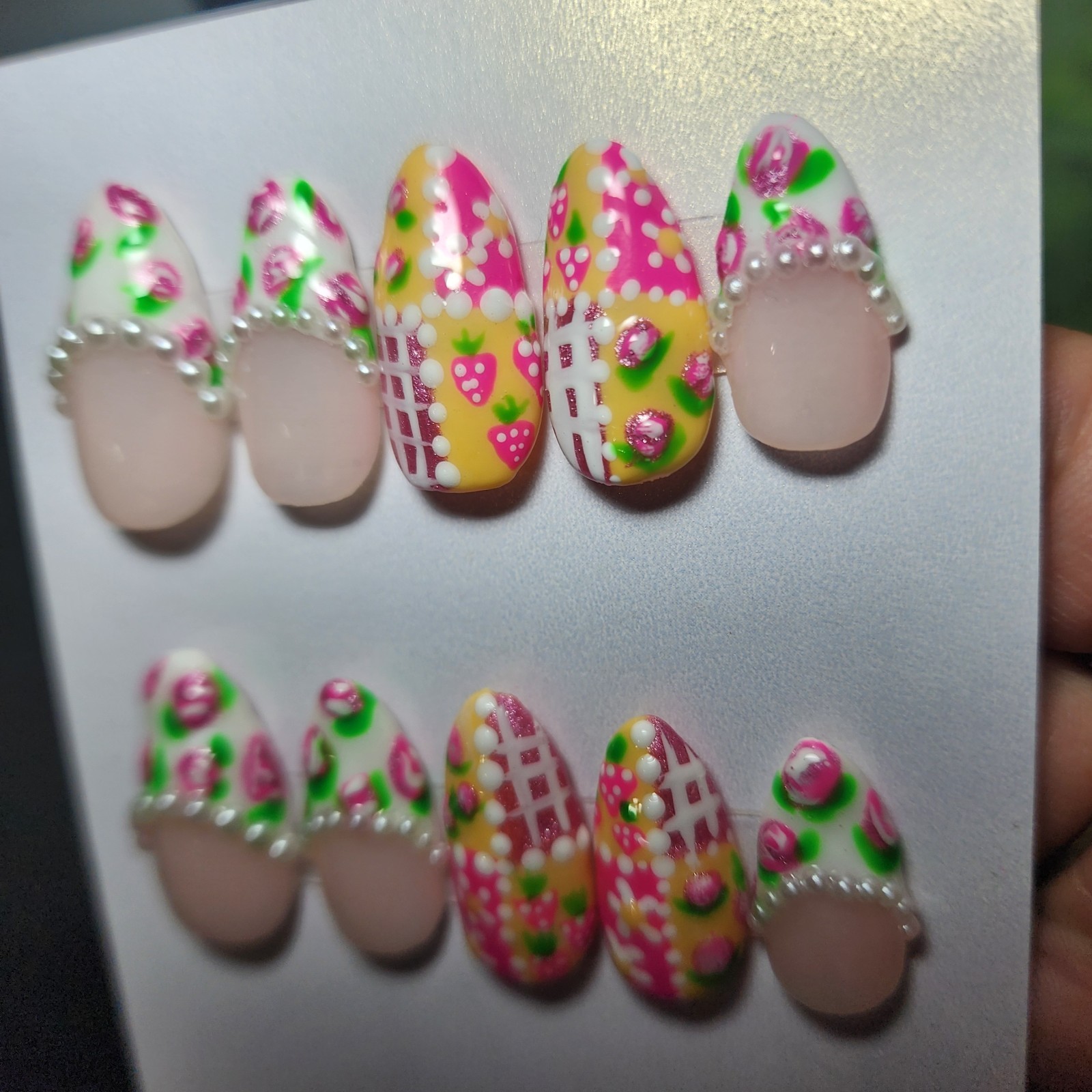 Handmade Acrylic Short Almond Medium Size Summer Croquettes Press On Nails