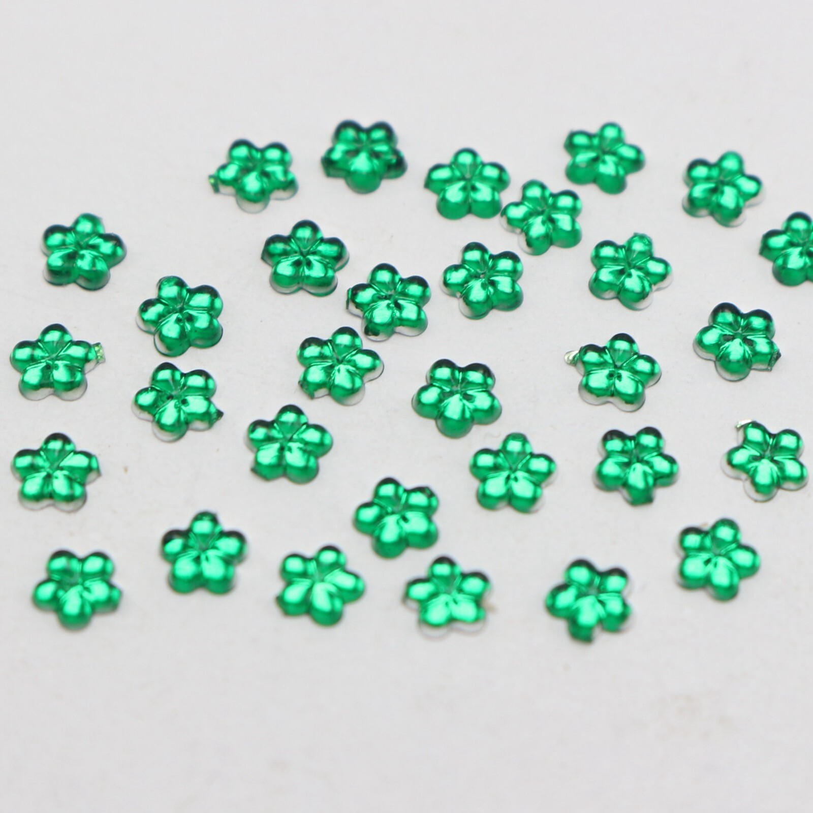 1000 Green Acrylic FlatBack Mini Flower 4mm Rhinestones Gems Nail Art Tips