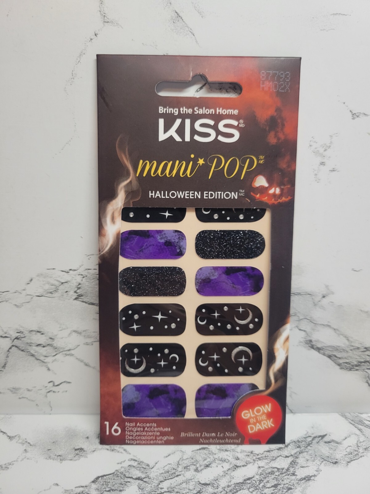 KISS Mani Pop Halloween Edition 16 Ct Glow In Dark Nail Accents Strips 87793 2pk