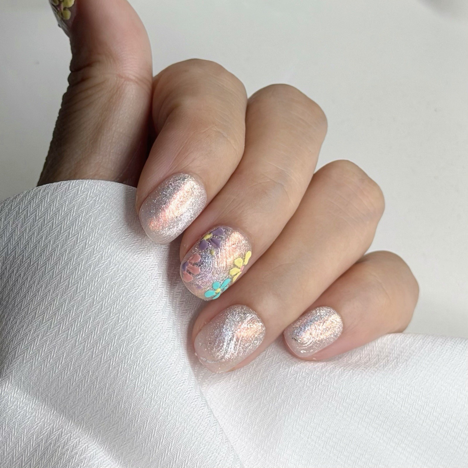Handmade Aurora Flower Press-On Nails Size M Short Squoval Reusable Fake Nails