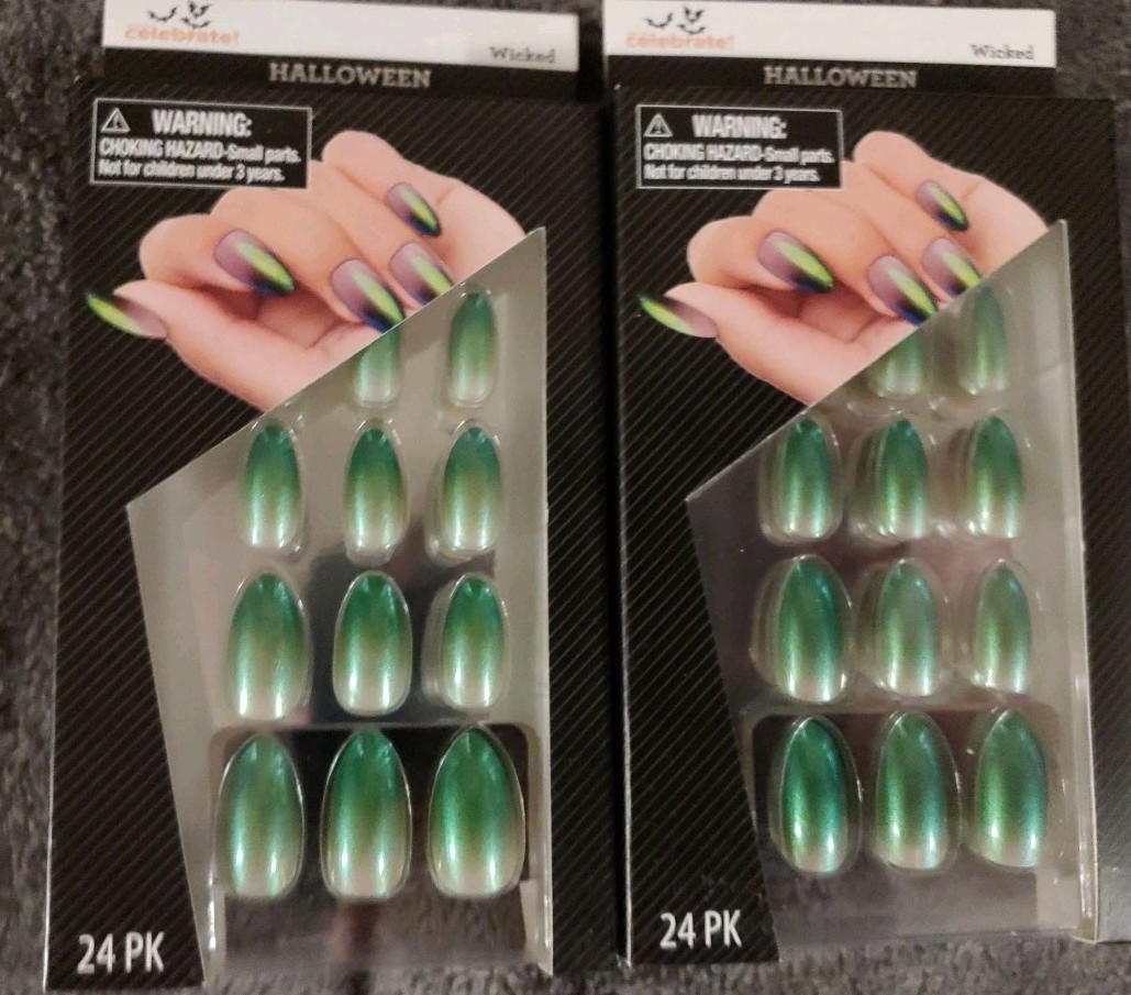 2 Adult Sets Wicked Ombre Green Press On Nails 24 Count 🦋 No Glue