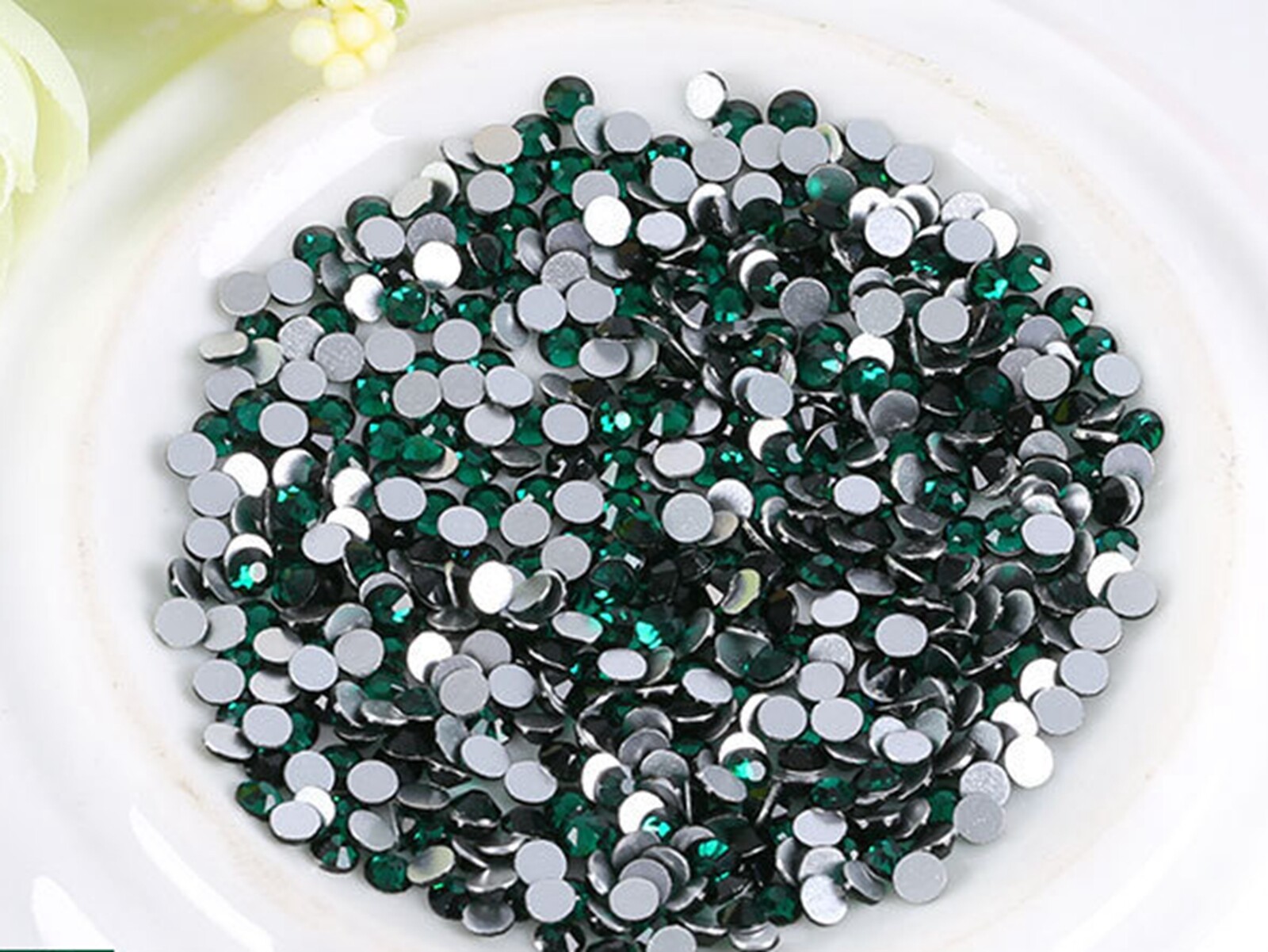 1440 Pcs Flatback Crystal Glass Rhinestone Gems SS20 Nail Art Tips