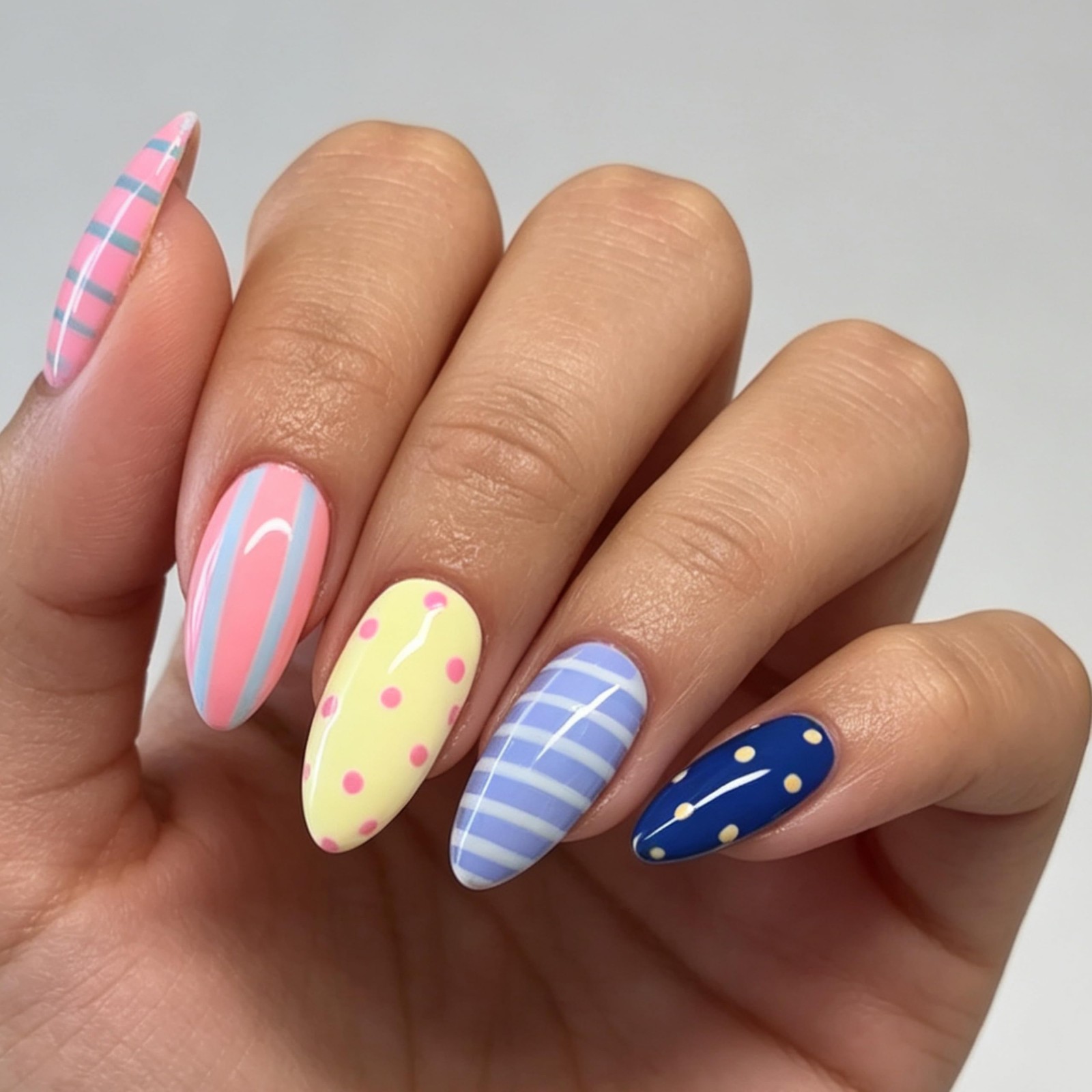 Tephrent Medium Almond Press On Nails Polka Dot Stripe
