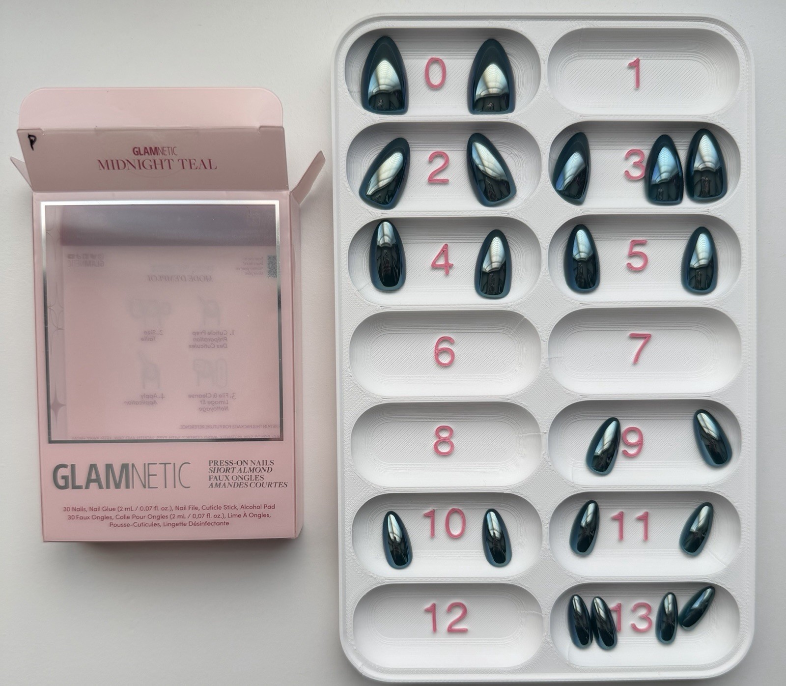 Glamnetic Press-On Nails Partials Short Almond Multicolor, Glue Included