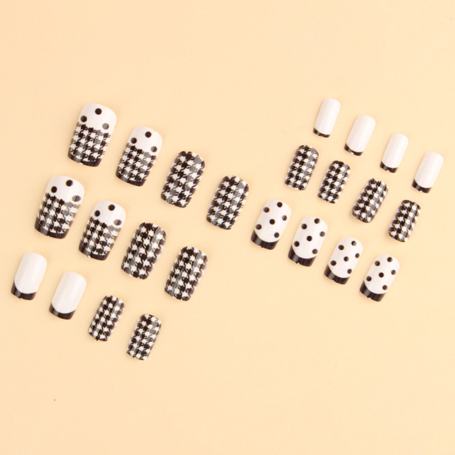 48Pcs-Medium Square Black White Houndstooth Polka Dot French Press on Nails Set