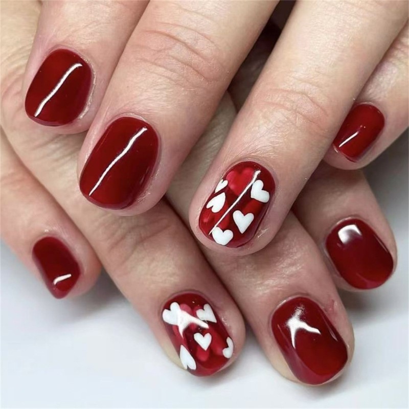 24x Heart on Nail Short Round False Nail Valentines Day Press On Nail