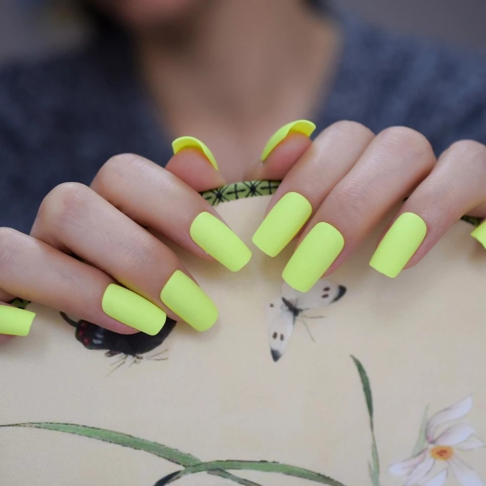 24 Short Matte Neon Green Press on nails set with glue yellow slime bright 80s
