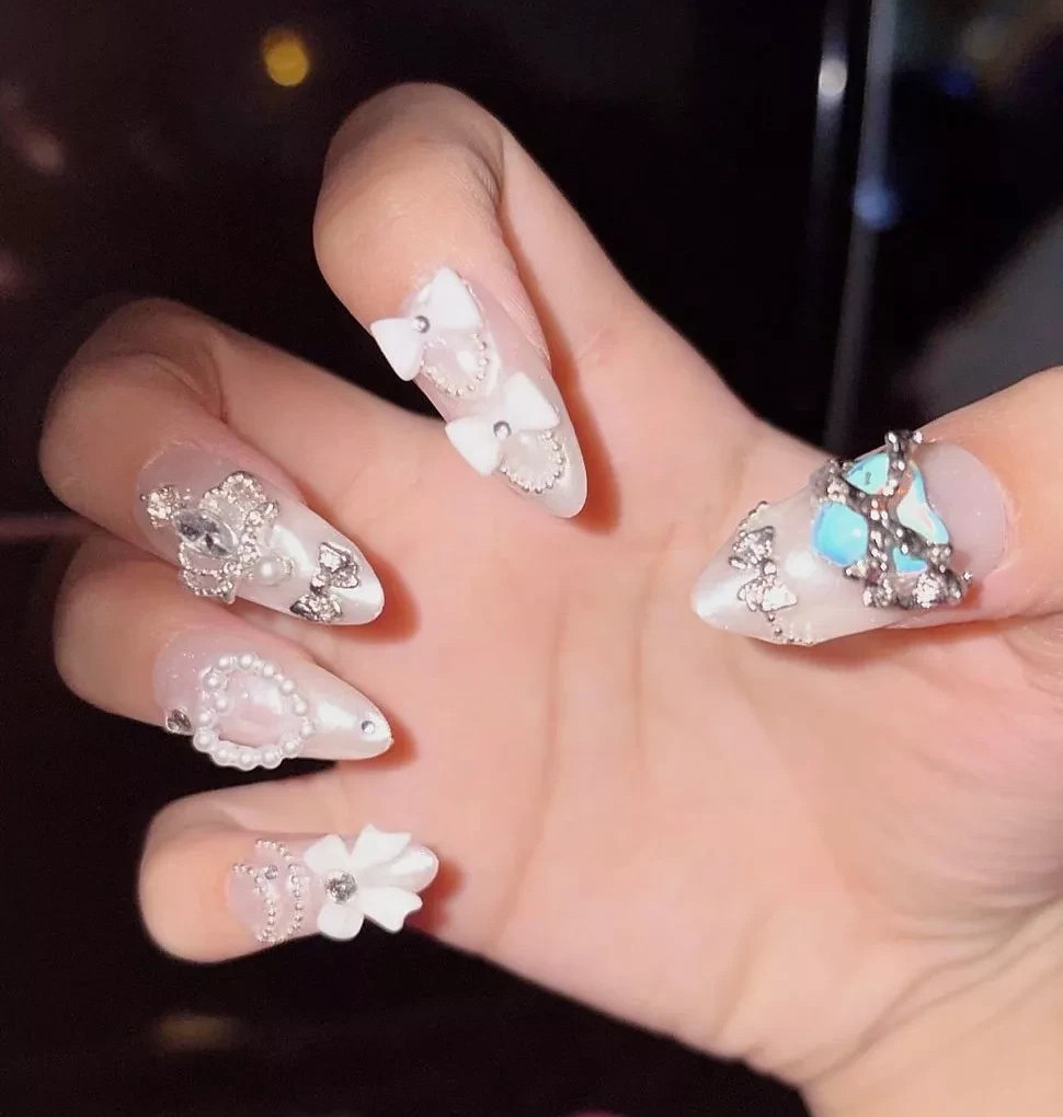Gel nails, pre-made false nails, handmade, durable, Pearl white, luxurious 1 set