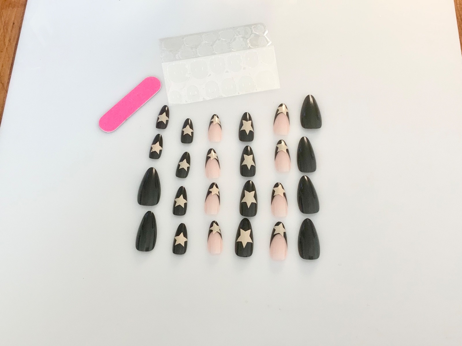 Cool 24 PCs Long French Black Edge Star Nails with 1 Jelly Gel and 1 Nail File