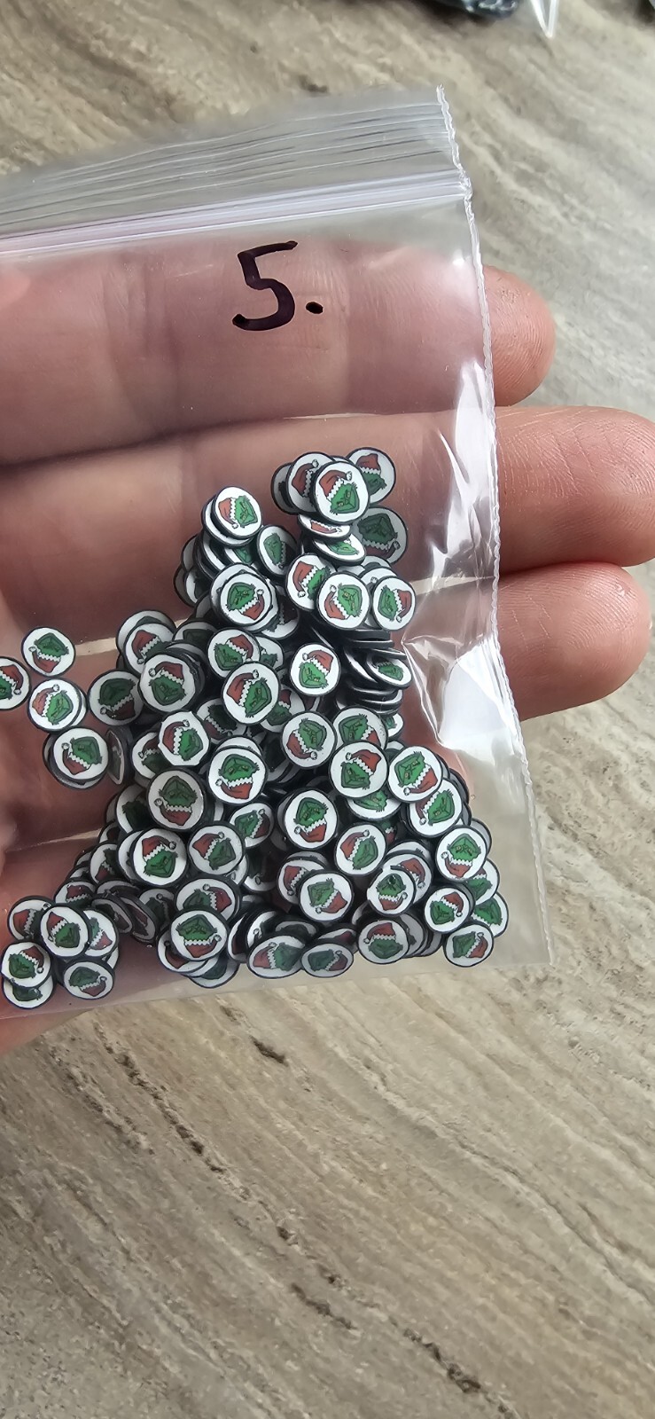 10g bag clay 5mm Size grinch for crafts resin art card making Christmas nr6