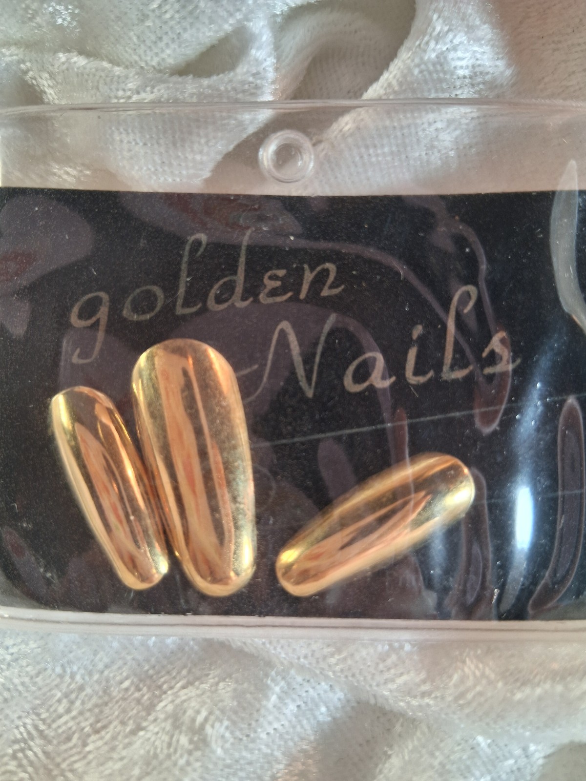vintage nos 80s golden nails gold tone press on finger nails Qty 3
