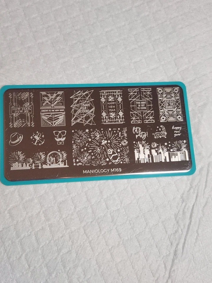 Maniology M169 Nail Stamping Plate – Pour Decisions NYE