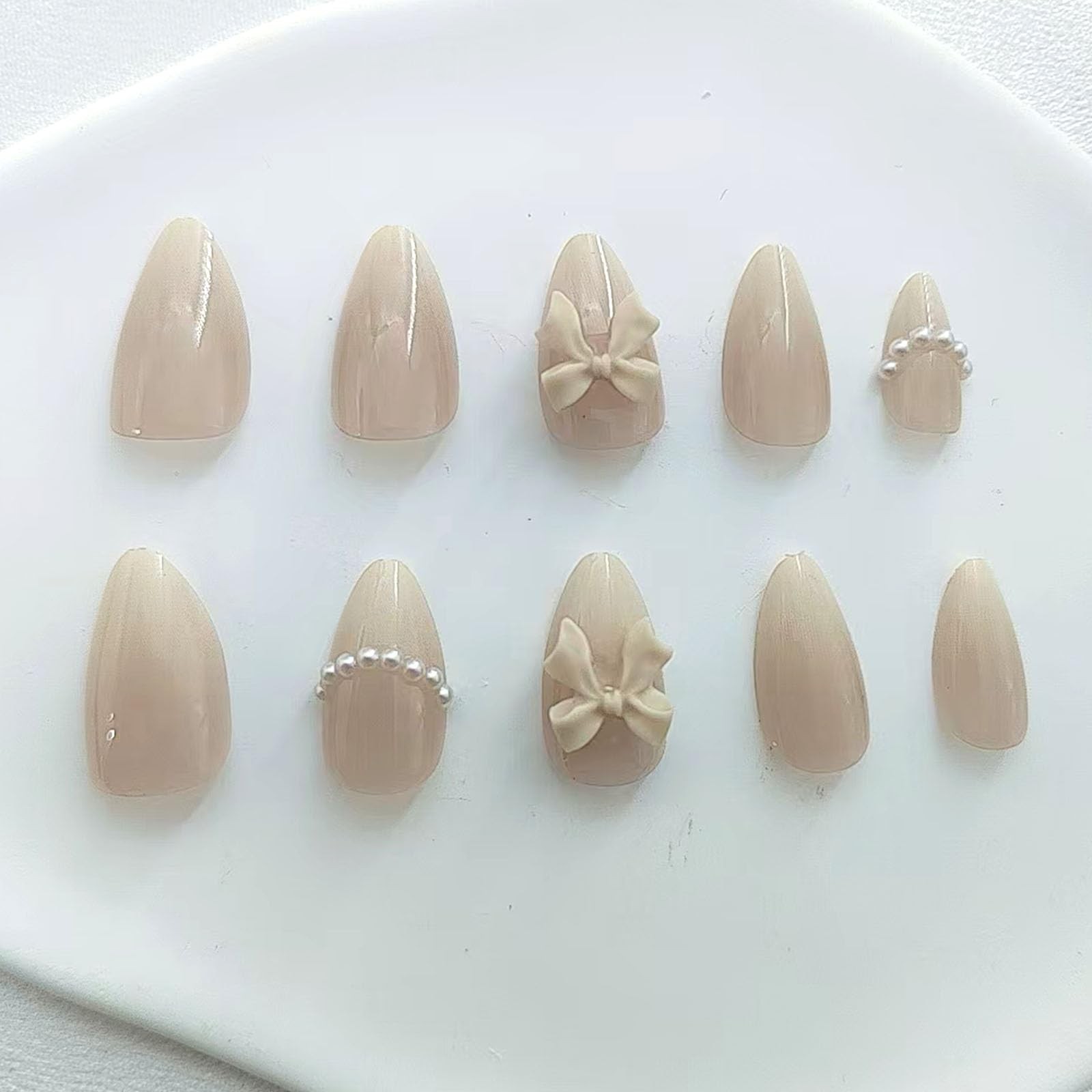 Ombre Almond Press on Nails Short Fake Nails wiht Bow Pearls Charm Designs Nu…