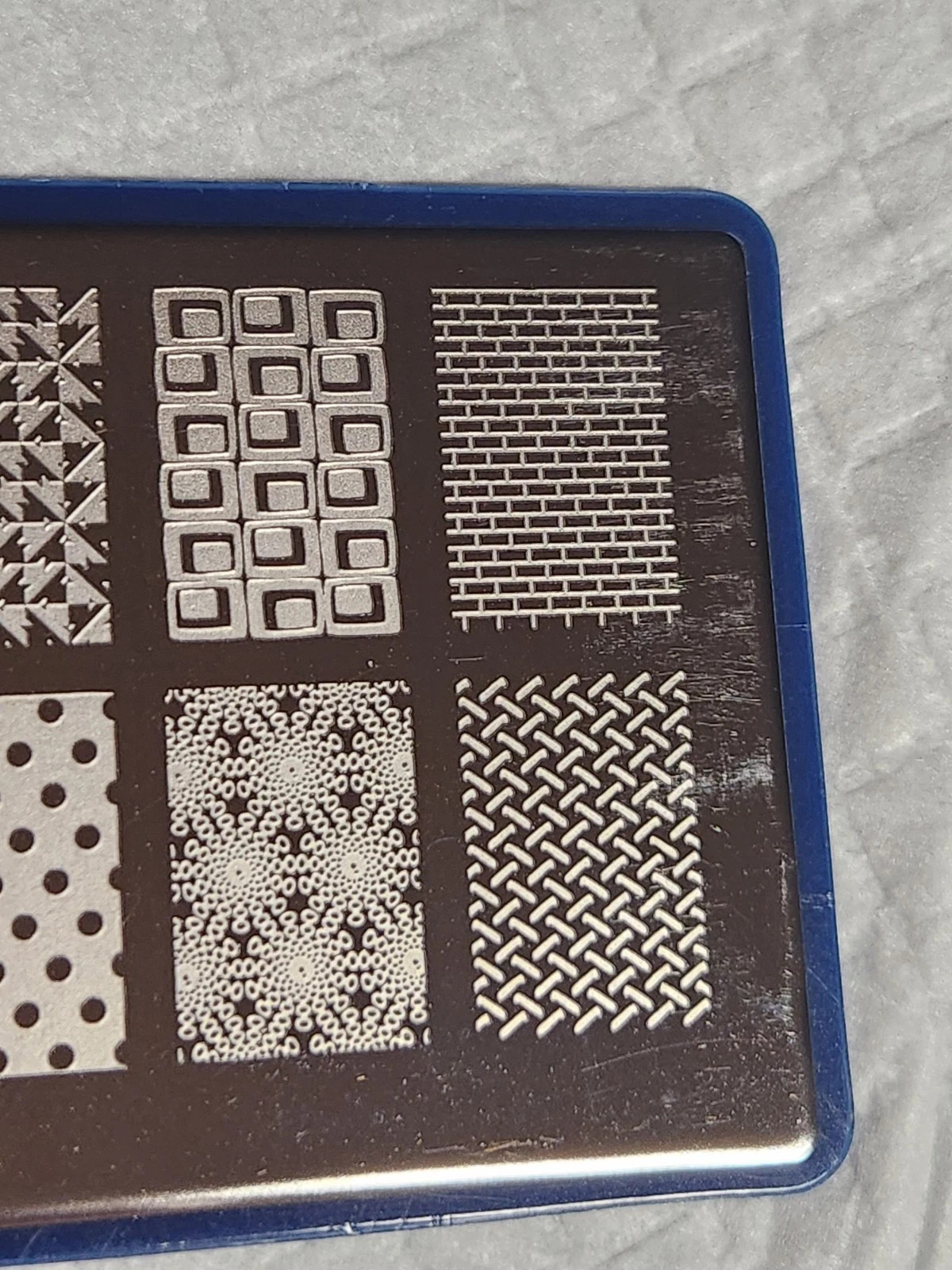 Bundle Monster BM-XL04 Nail Stamping Plate Abstract Art Patterns