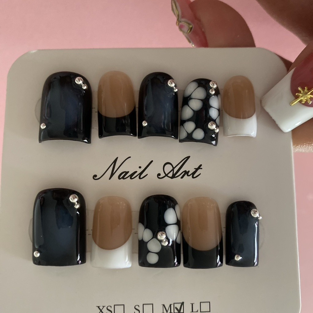 M-3D Animal PressOn Nails Short Square Full Cover Pre-Designed Black Beige White