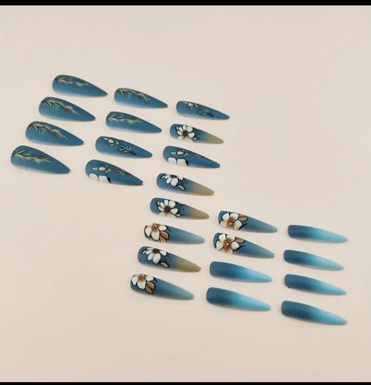 Long Almond Blue Grey Floral Nail Tips 24pcs Gradient Nails With Glue & Tabs