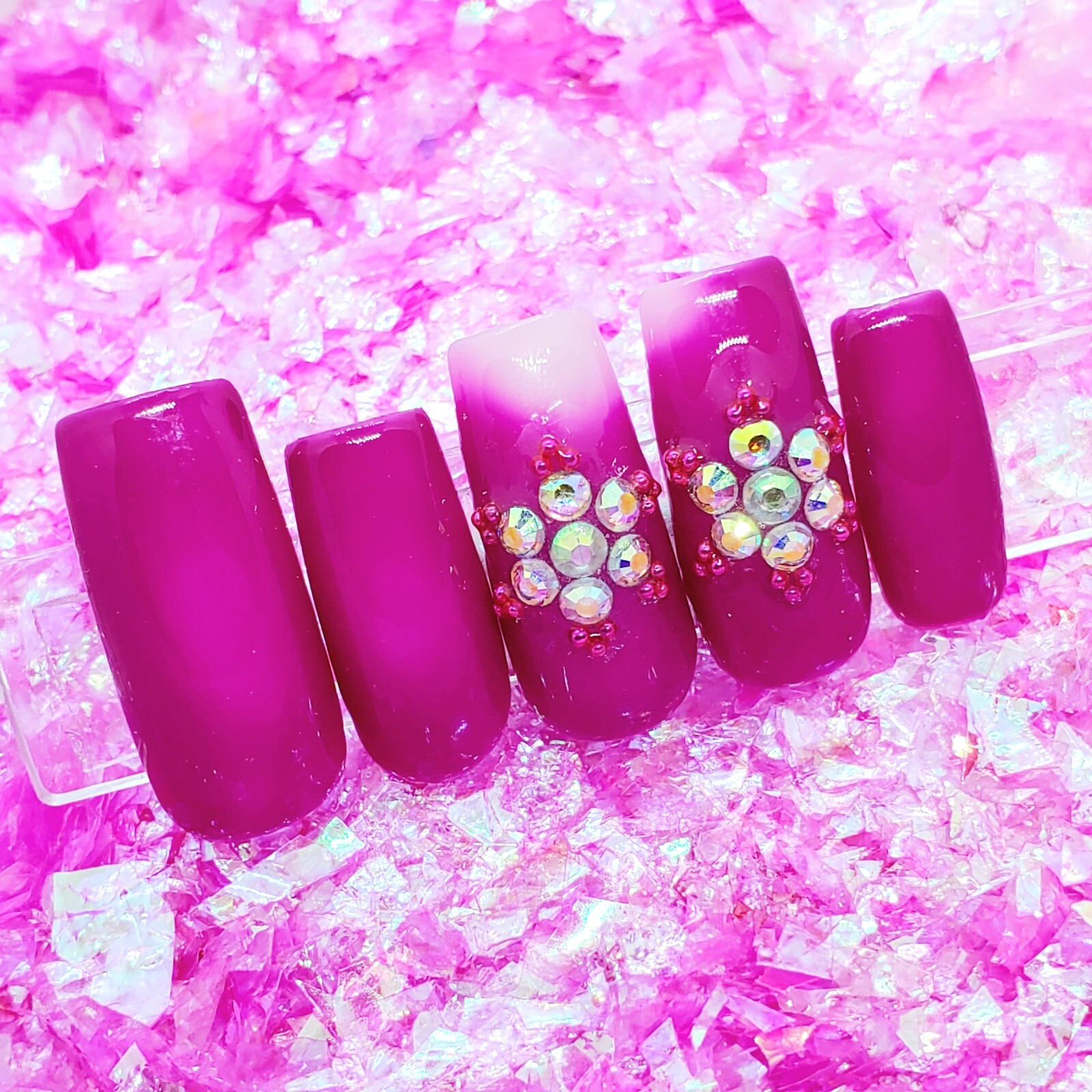 Hot Pink To White Color Change Rhinestone Flower Press On Nails Handmade Gel