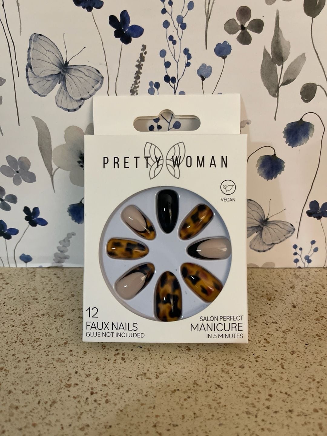 Pretty Woman 12 Count Almond Tortoiseshell Vegan Faux Press-On Nails