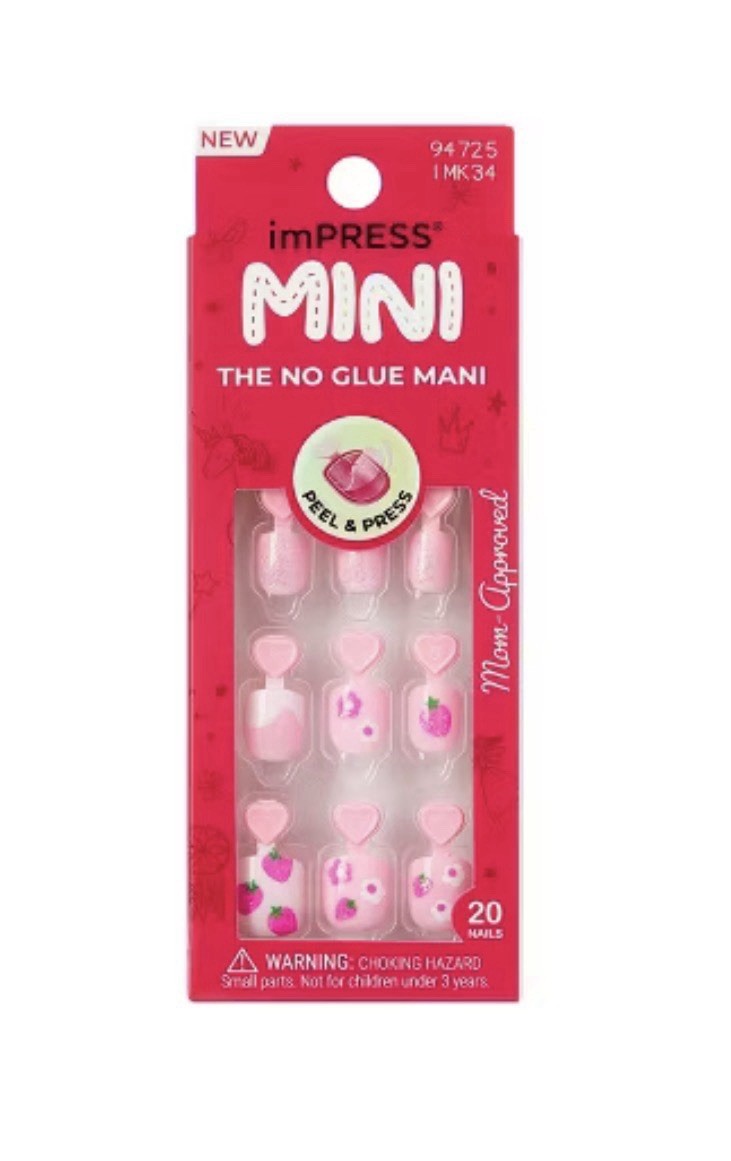 Girls Press-on Nails Hearts and Strawberry Shortcake 40 Pcs