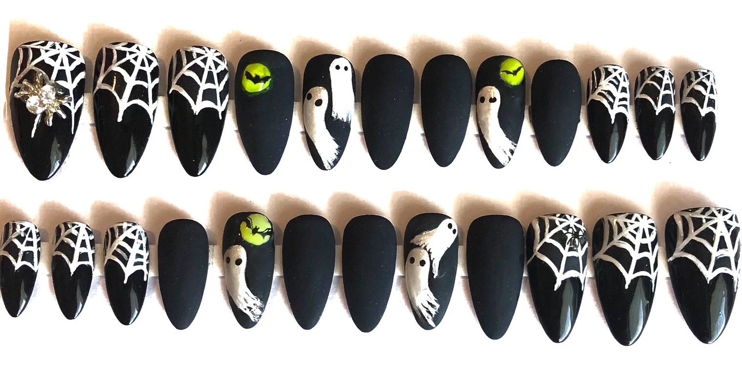 Handmade Custom Press On Nails Med Almond Ghosts Spiders Black Halloween Nails