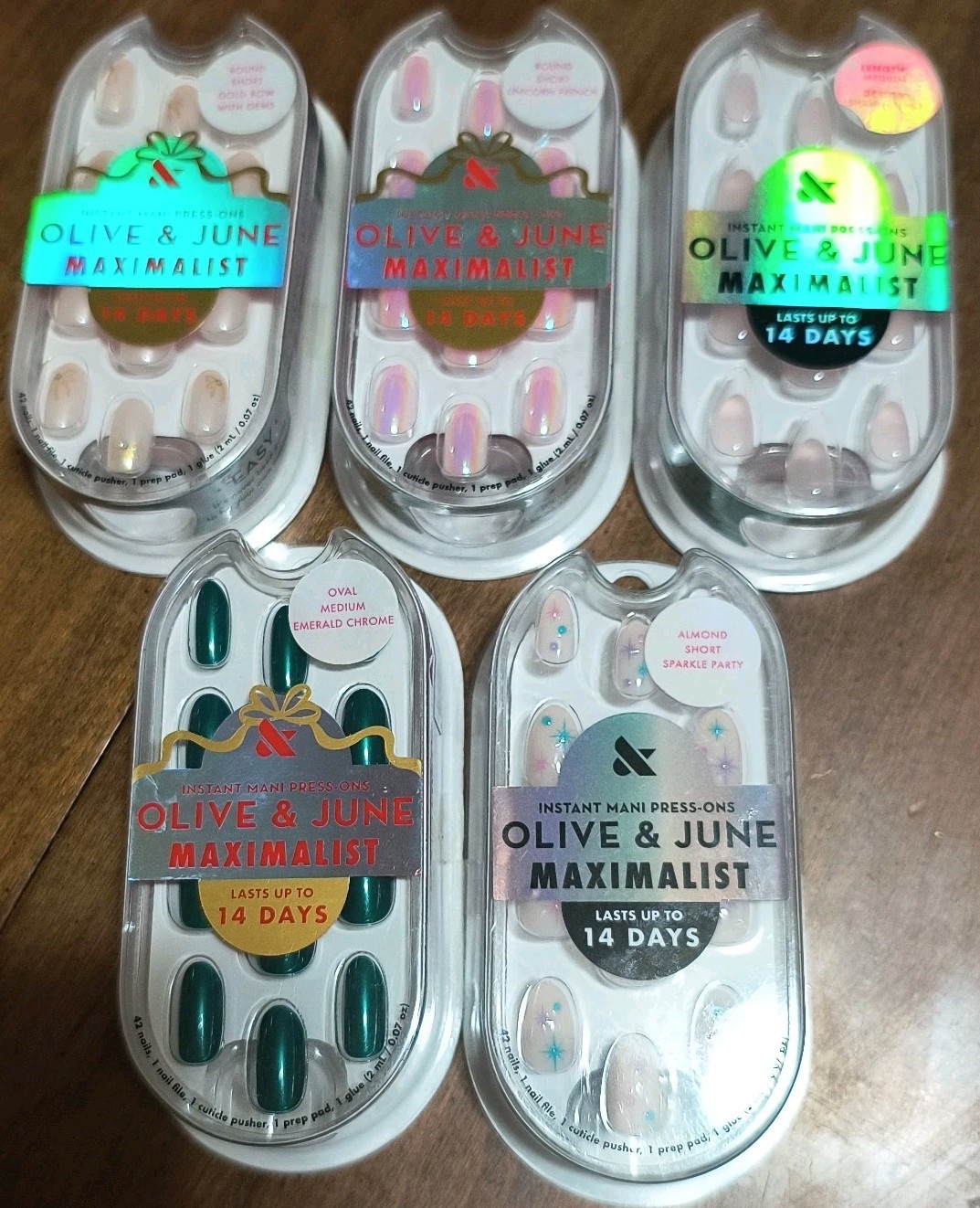 (5) x Olive & June Maximalist Instant Mani Press-Ons