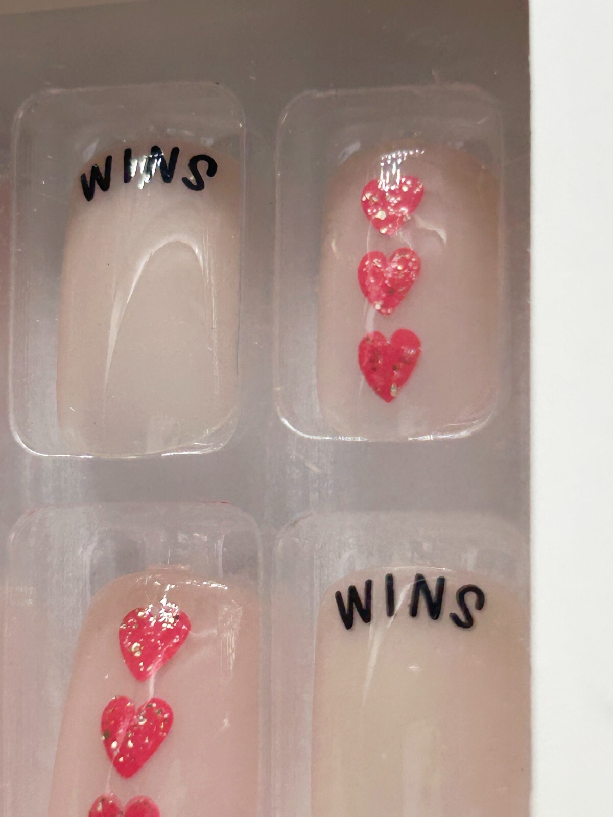 Kiss Short Glue-On Nails, Voguish Fantasy, Pink Nails Red Hearts ‘Love’ 89940