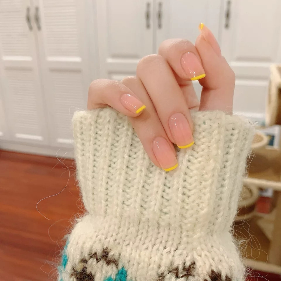 24 Short Press on nails kit w glue yellow sunny french tip clear nude